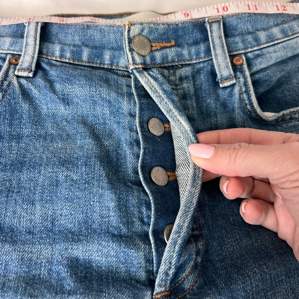 Aritzia Denim Forum Arlo High Rise Straight Jean in size 29. - Picture 7 of 9
